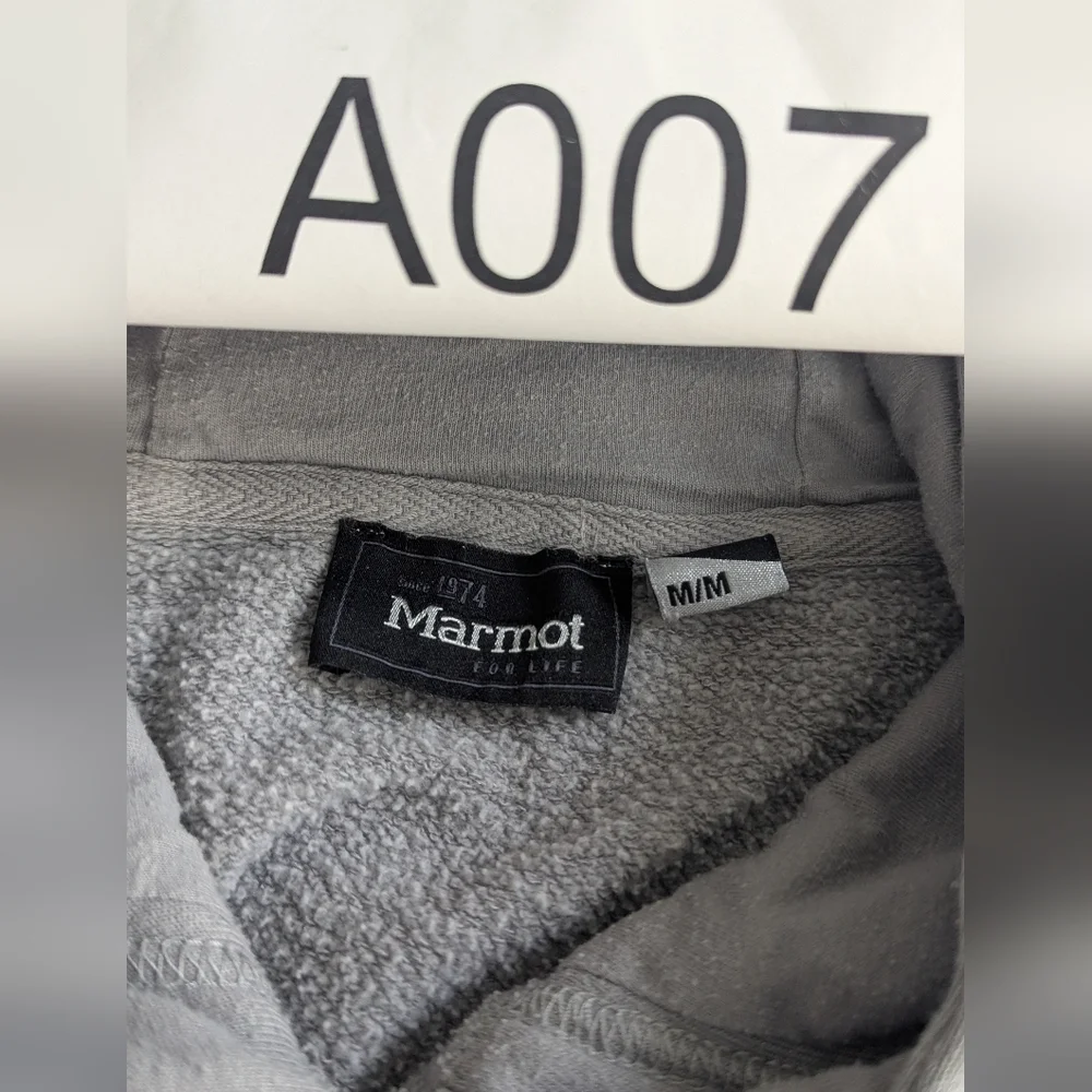 Marmot  Hooded  Pullover Sweatshirt Man's Size M